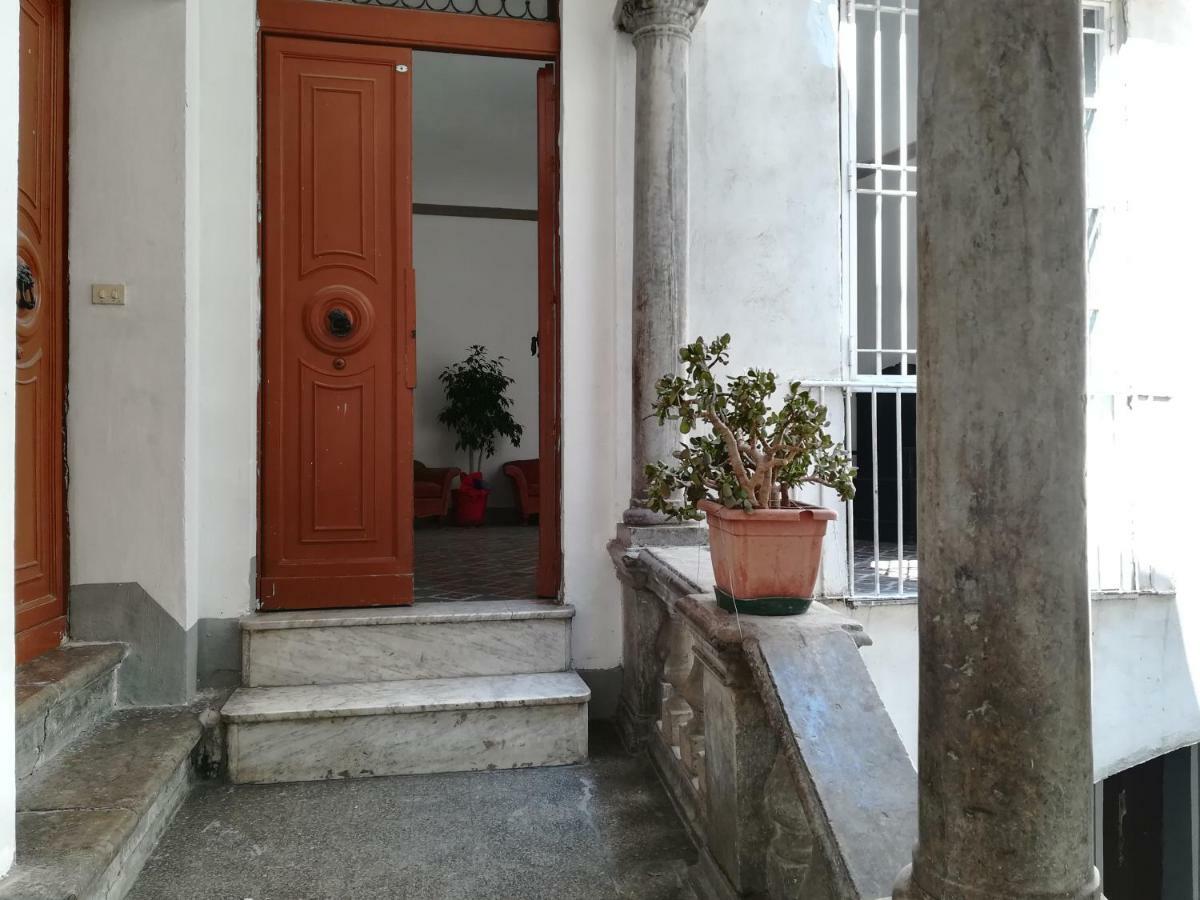 パレルモCasa In Palazzo Graffeo Erikaアパートメント エクステリア 写真