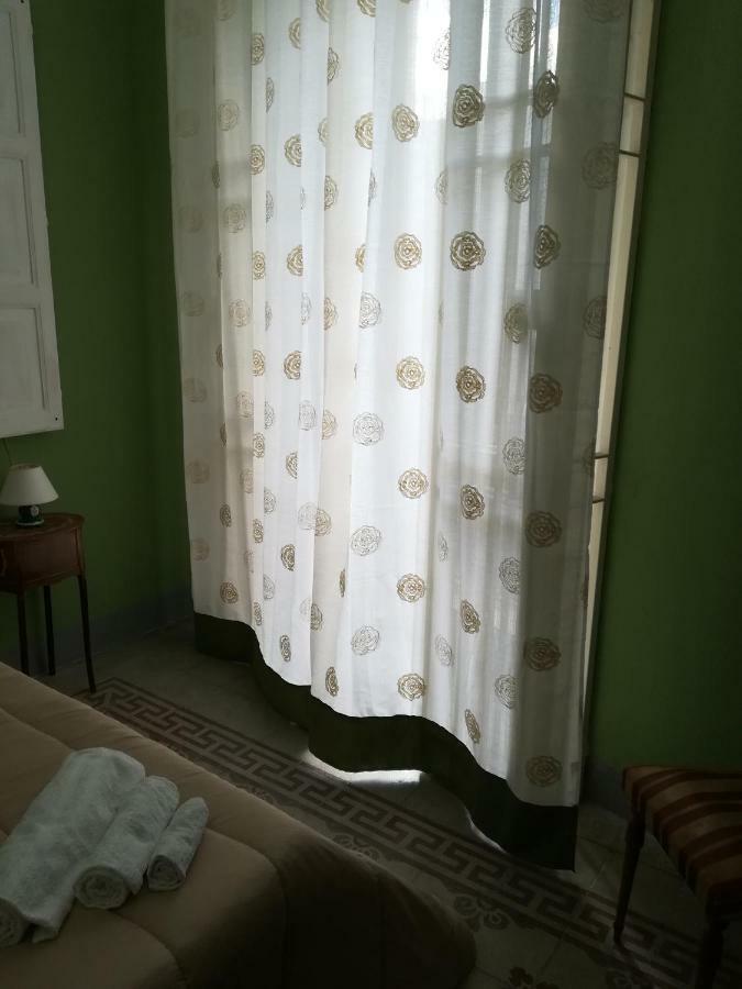 パレルモCasa In Palazzo Graffeo Erikaアパートメント エクステリア 写真